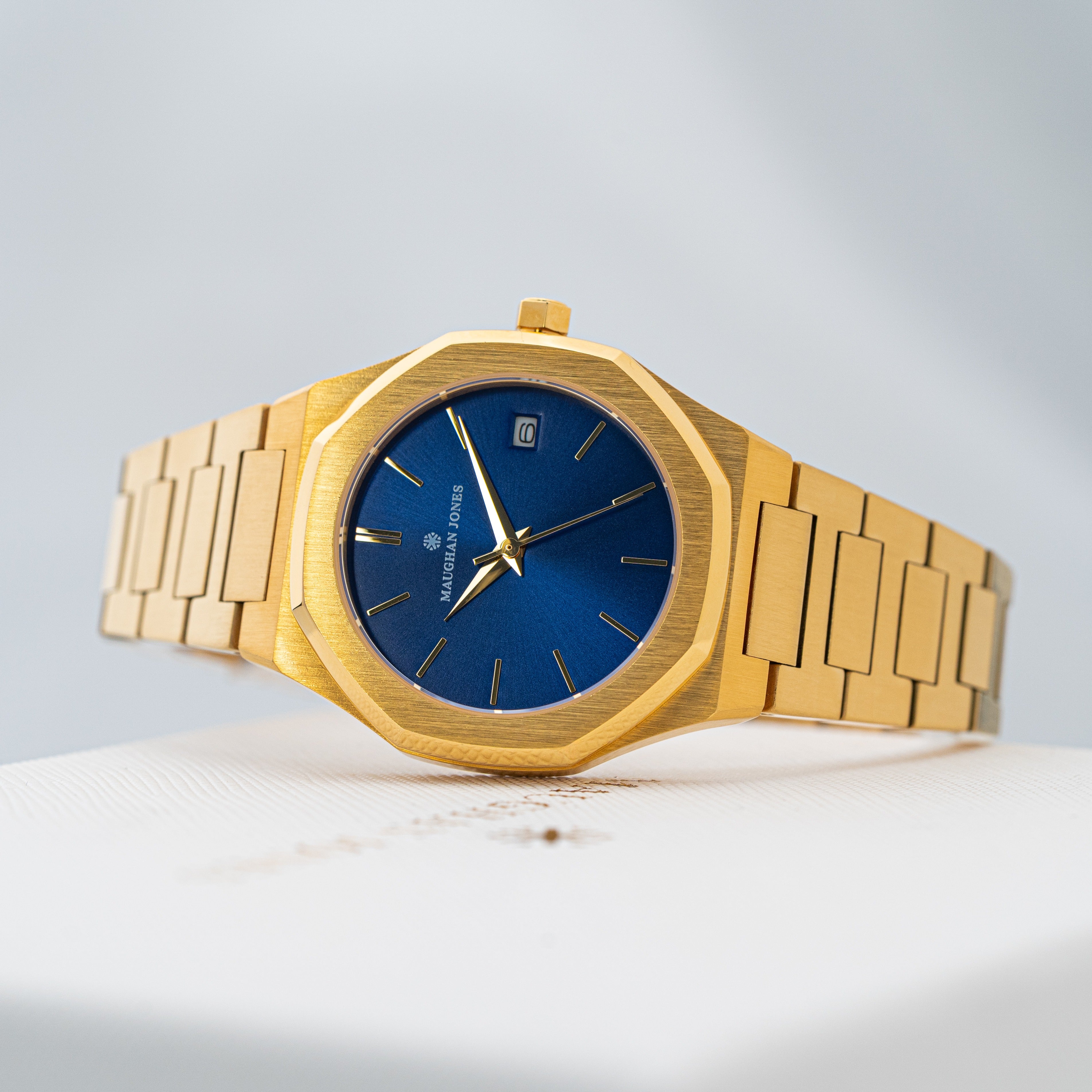 Luna - Blue Gold