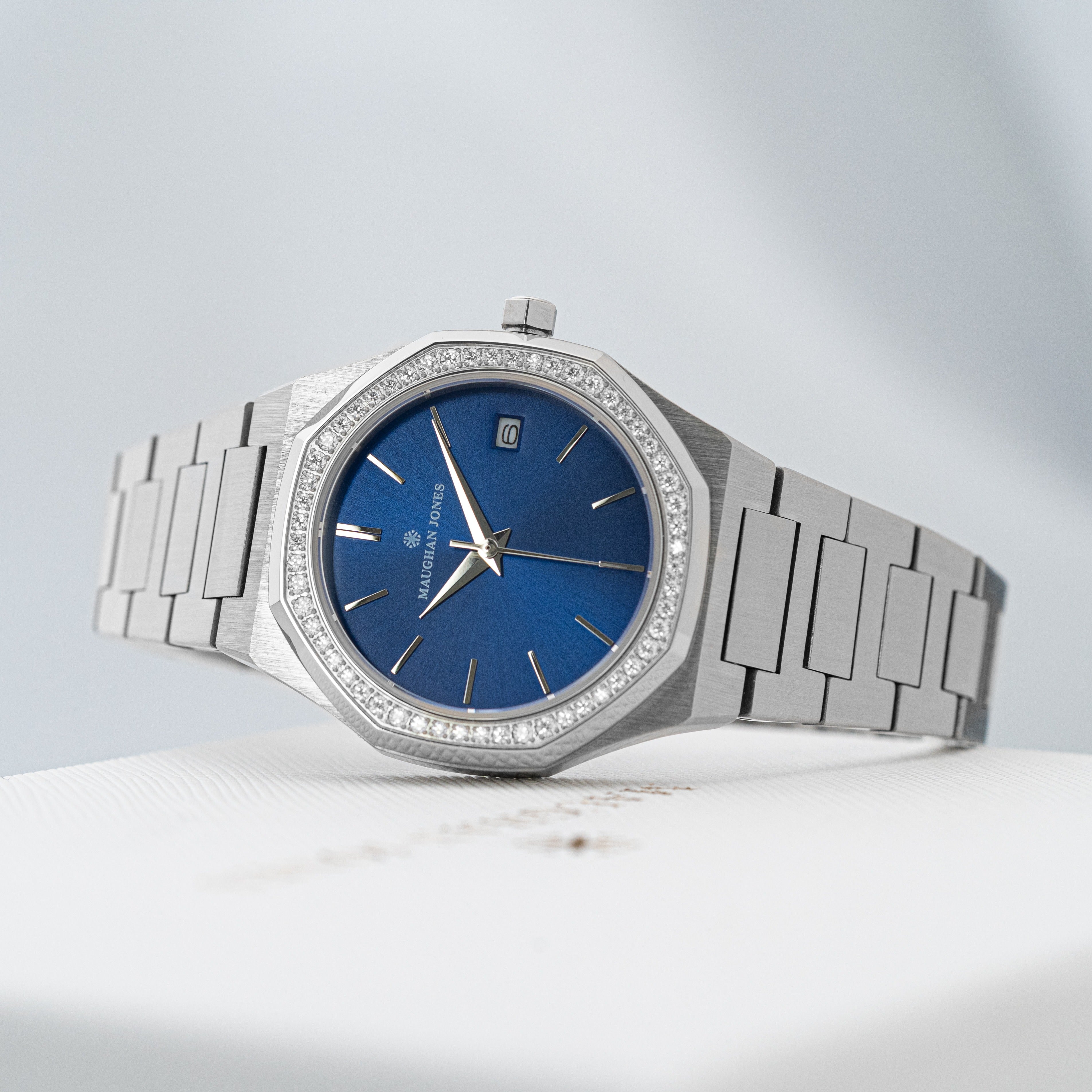 Luna S - Blue Steel