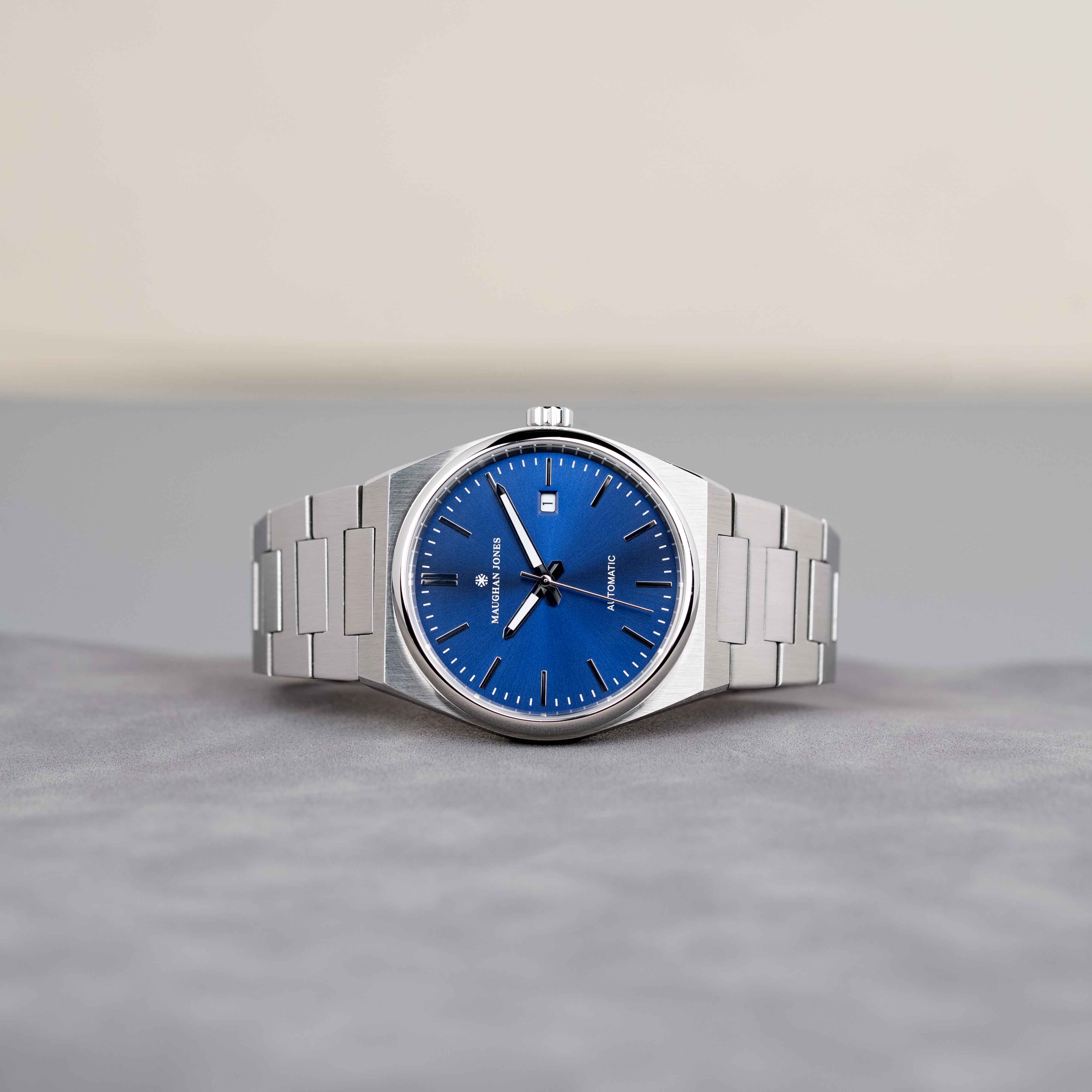 Momentum Auto - Blue