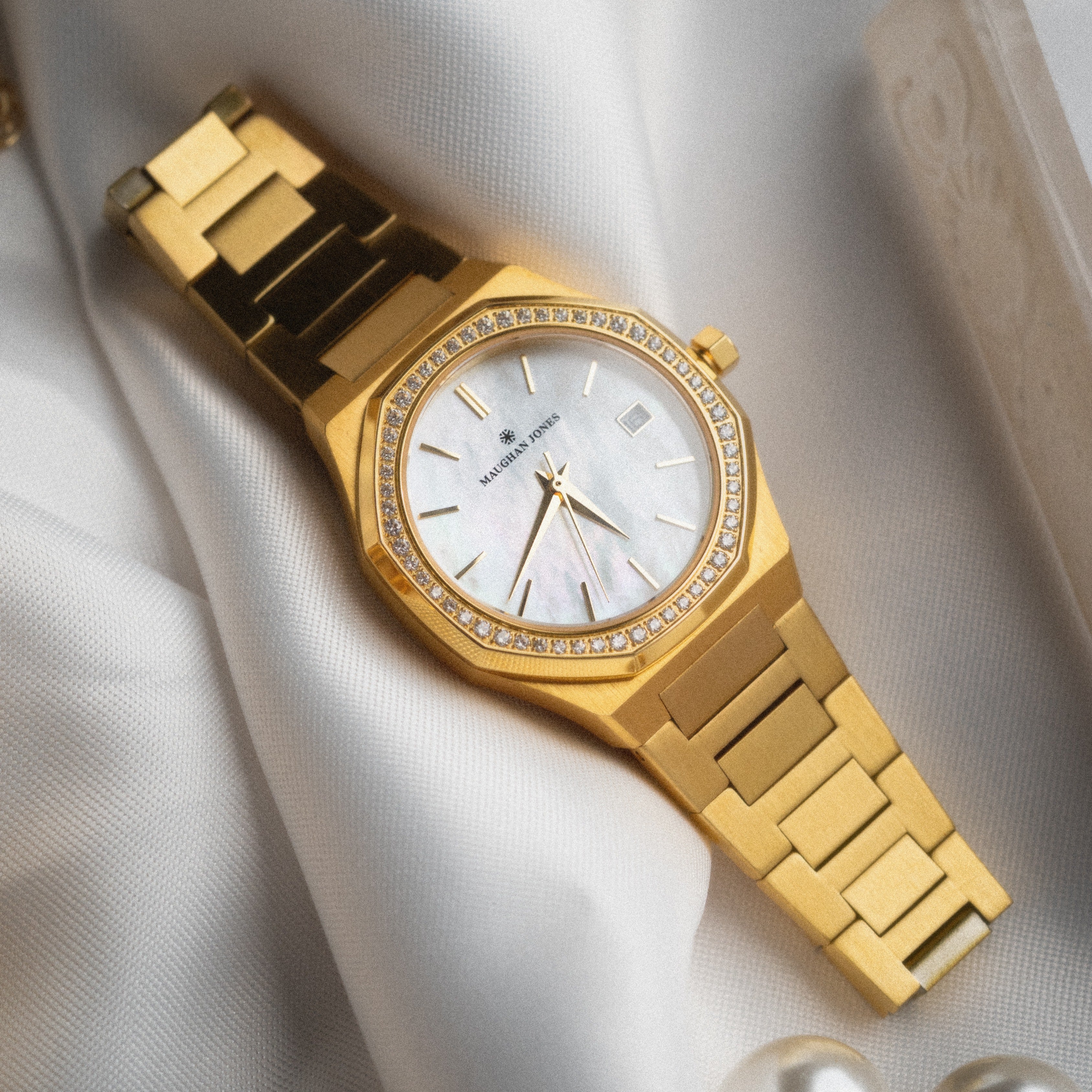 Luna S - Pearl Gold